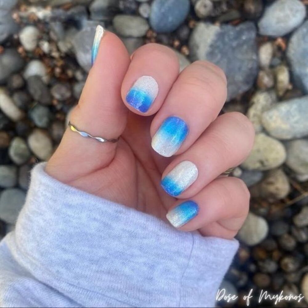 Color Street | Dose of Mykonos nail strips